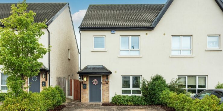 17 Oaktree Green, Cunnaberry Hill, Kildare, Co. Kildare  SALE AGREED 